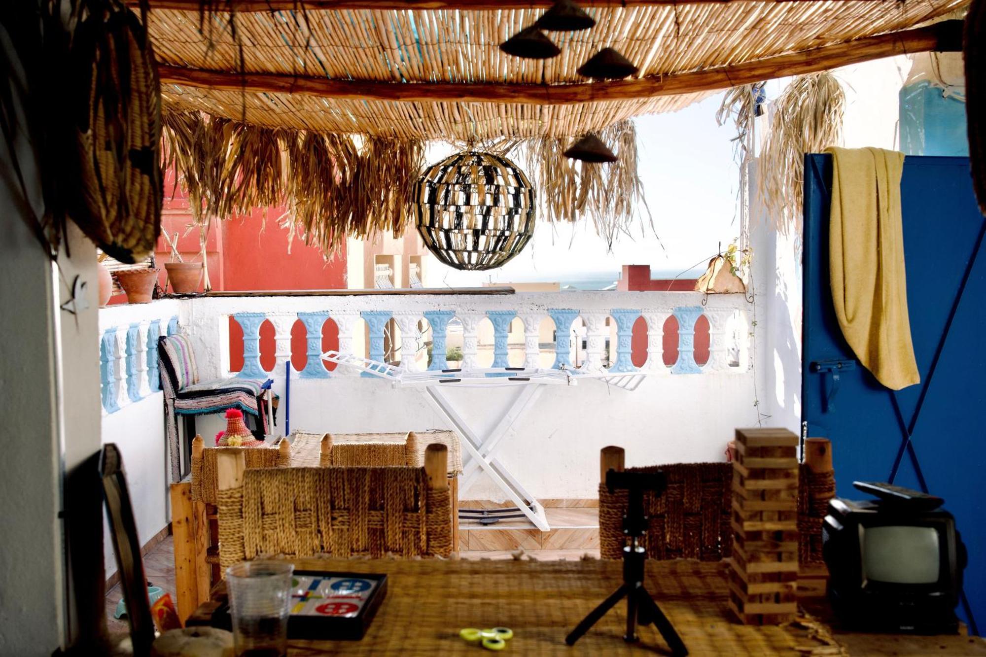 Tamraght Bright Wave Surfhouseホステル エクステリア 写真
